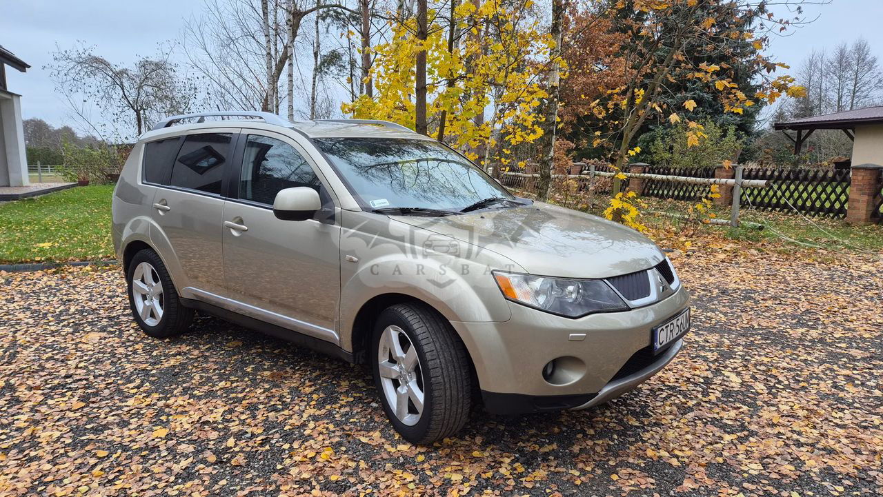 Mitsubishi Outlander II 2.0 DID Intense + 2007