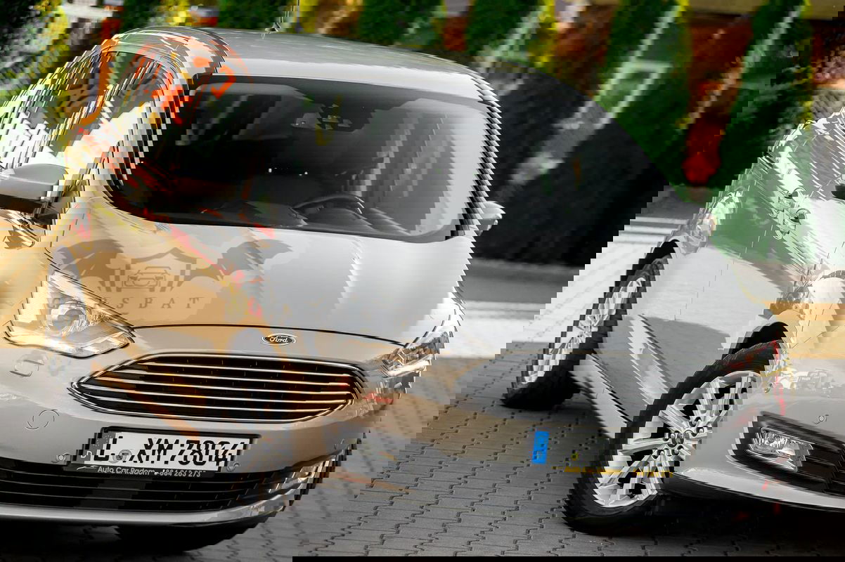Ford Grand C-Max 1.5 EcoBoost Start-Stopp-System Titanium 2015