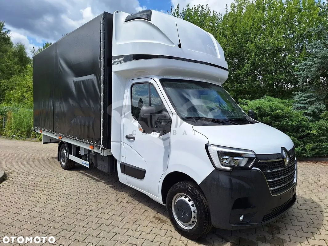 Renault Master 2023