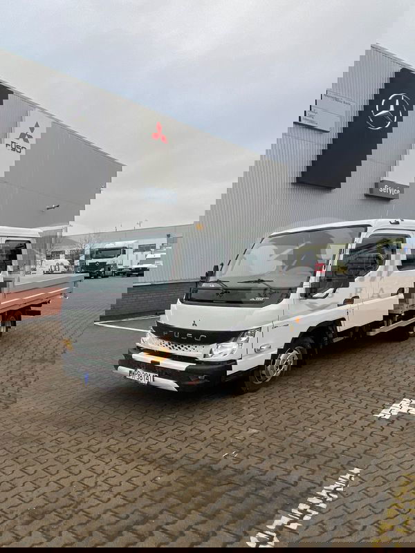 Mitsubishi Fuso Canter 2023