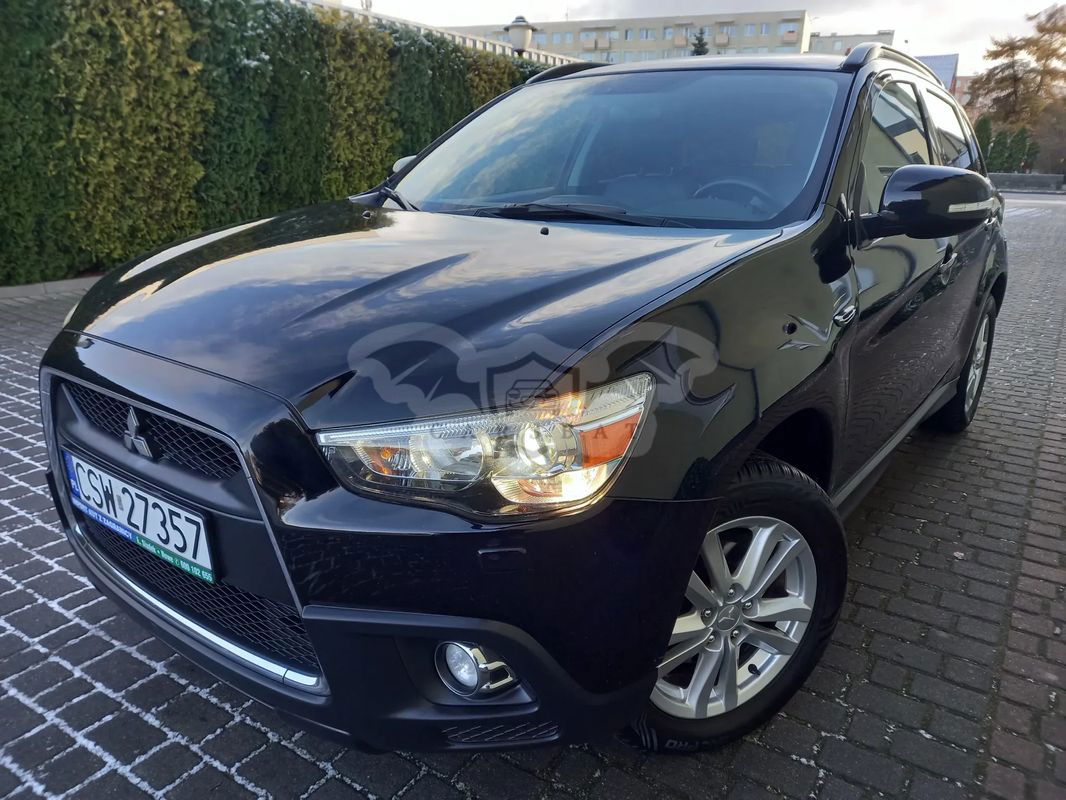Mitsubishi ASX 1.8 DID Instyle NAVI AS&G 2011