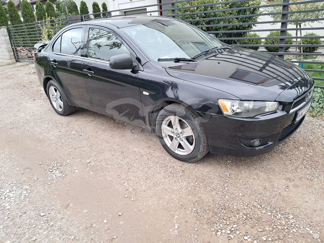 Mitsubishi Lancer IX 1.5 Invite 2010