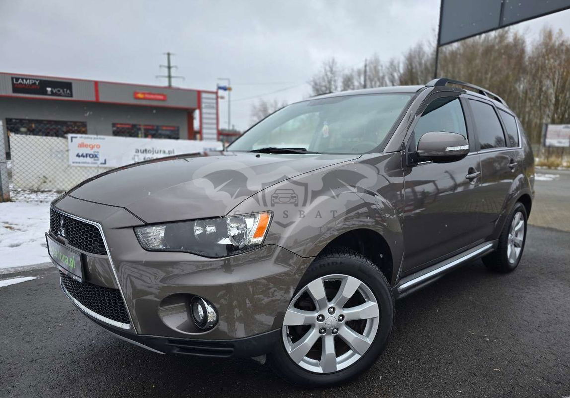 Mitsubishi Outlander II 2011