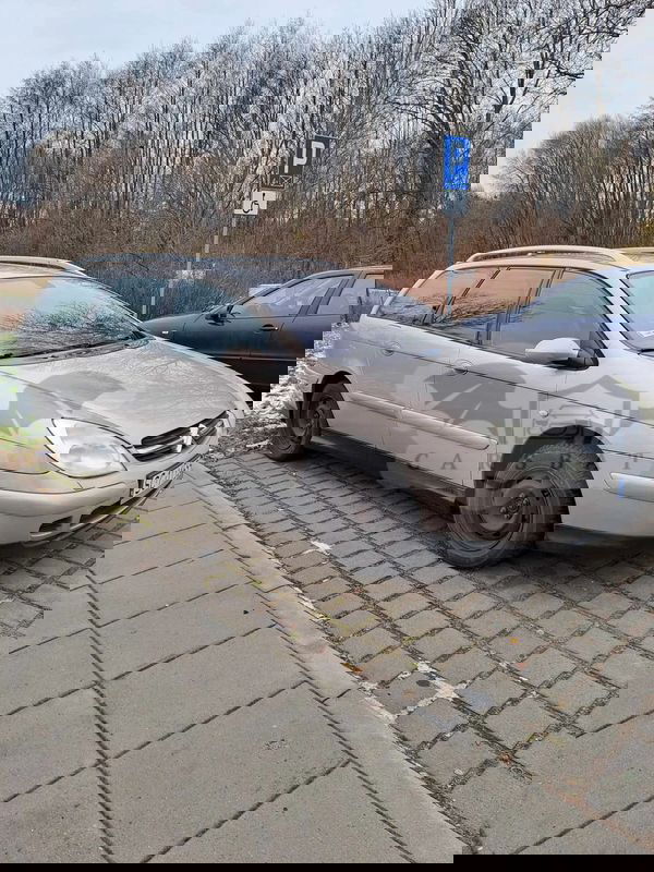 Citroën C5 I 2.0i 16V X 2004