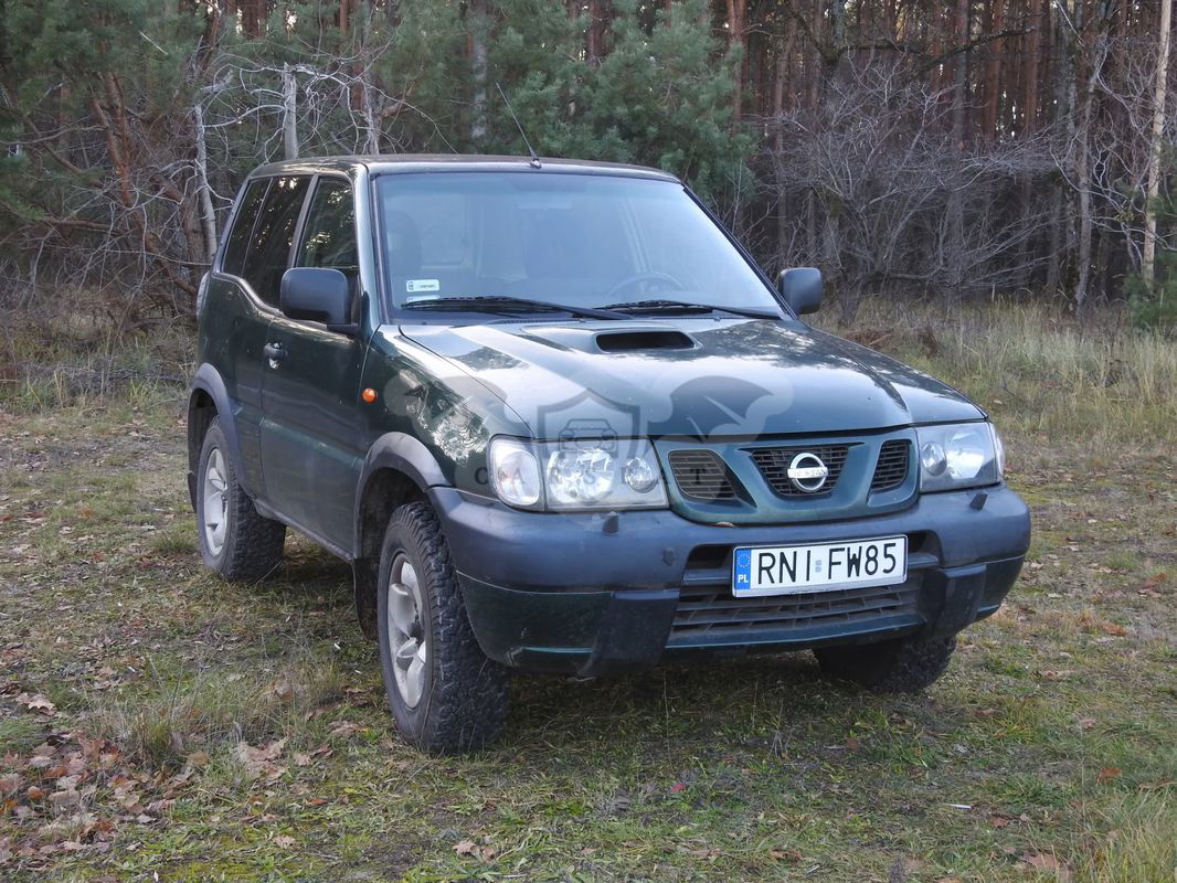 Nissan Terrano II 2003