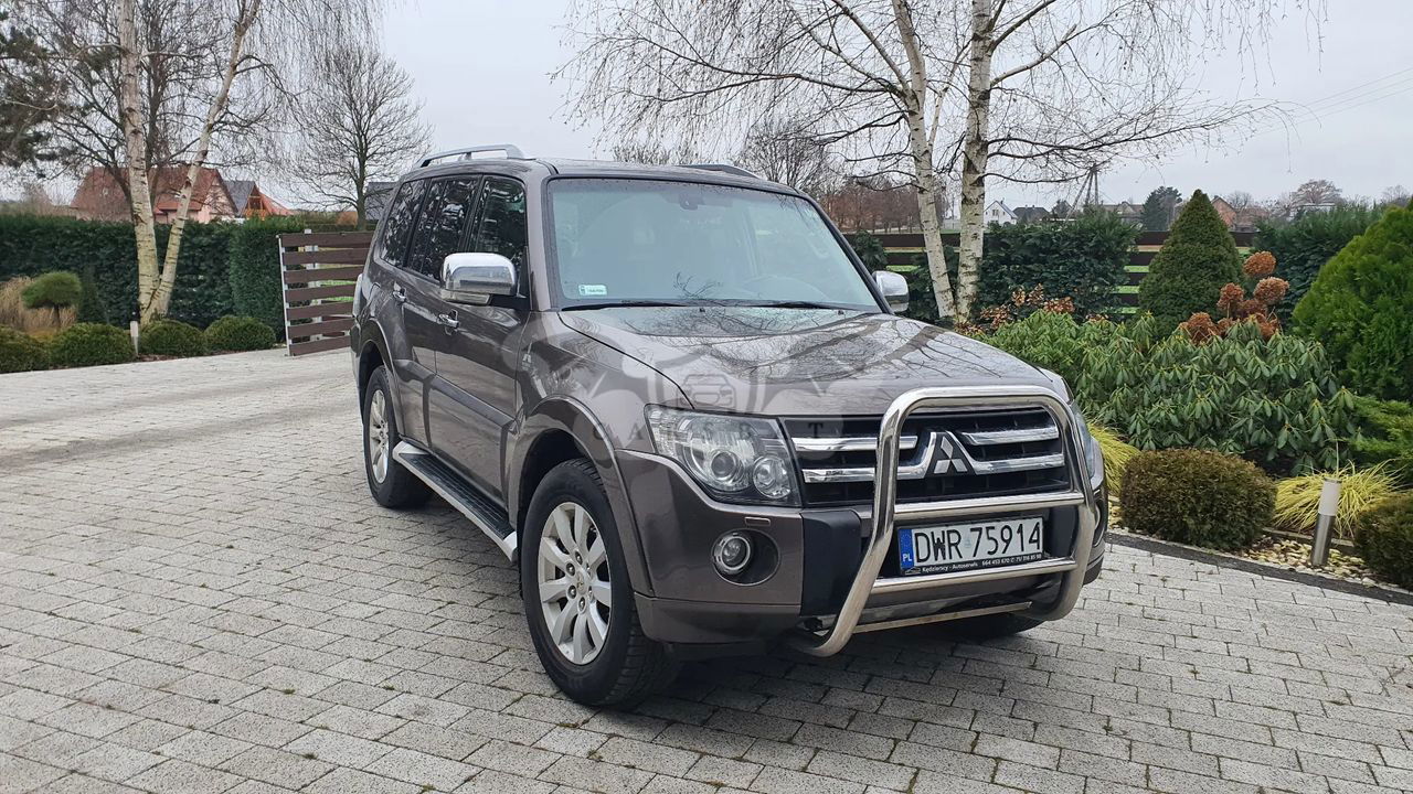 Mitsubishi Pajero IV 3.2 DID Intense + 2009