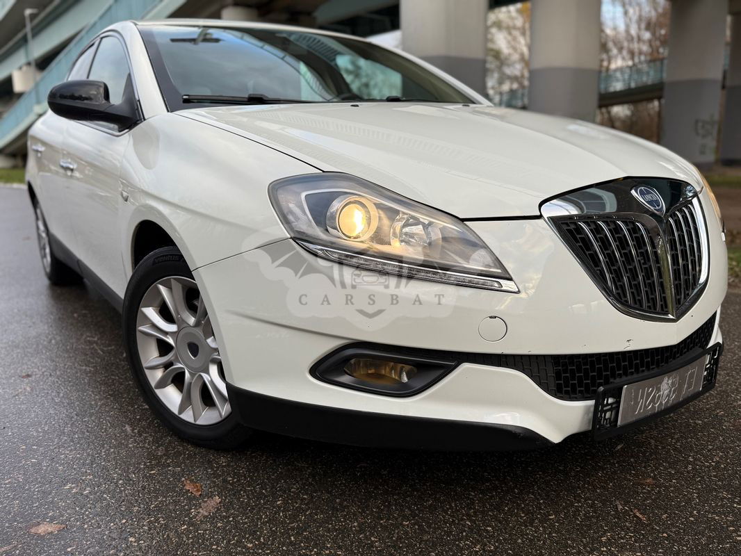 Lancia Delta 1.4 T-Jet Silver 2010