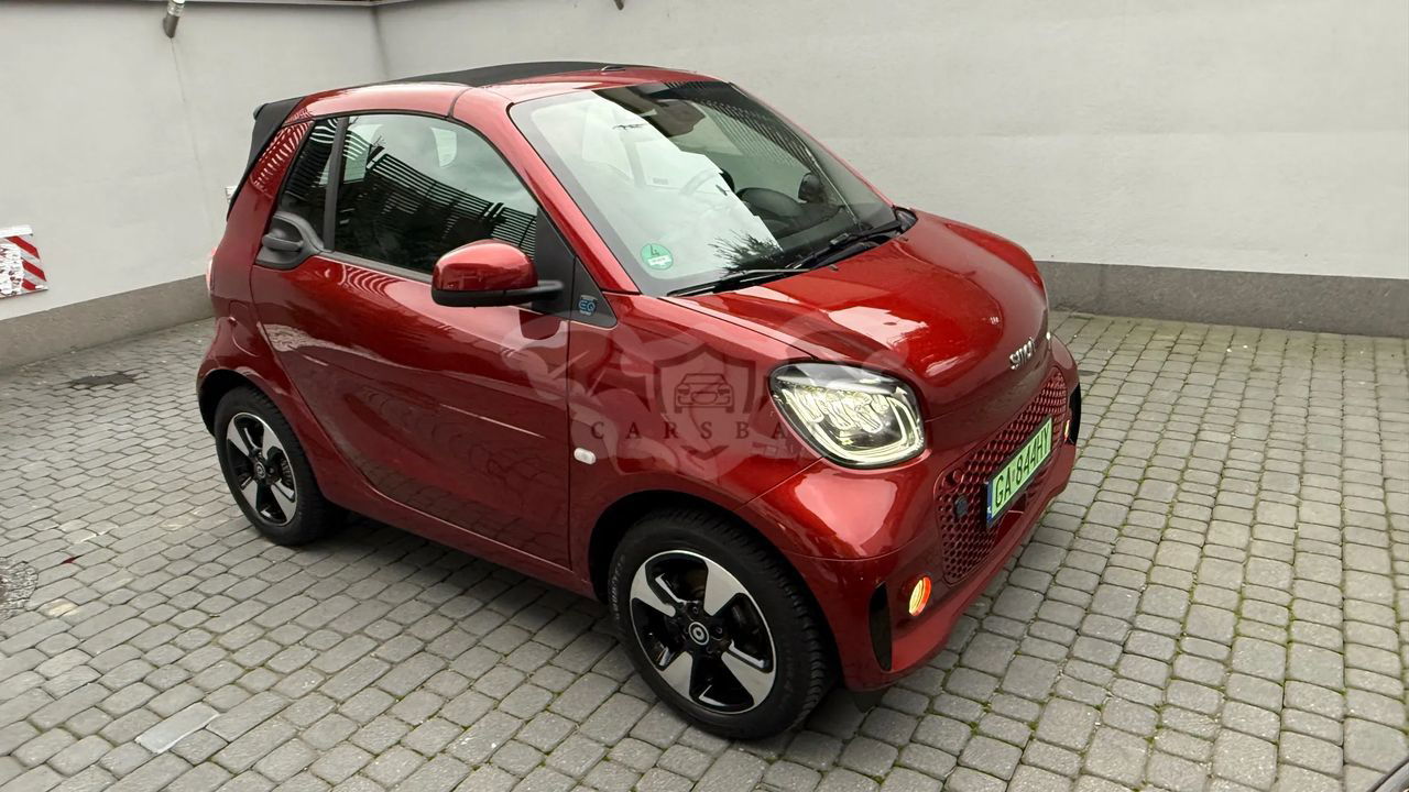 Smart Fortwo III cabrio Electric drive greenflash passion 2021