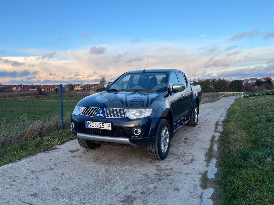 Mitsubishi L200 2.5 DID DC Intense HP 2011