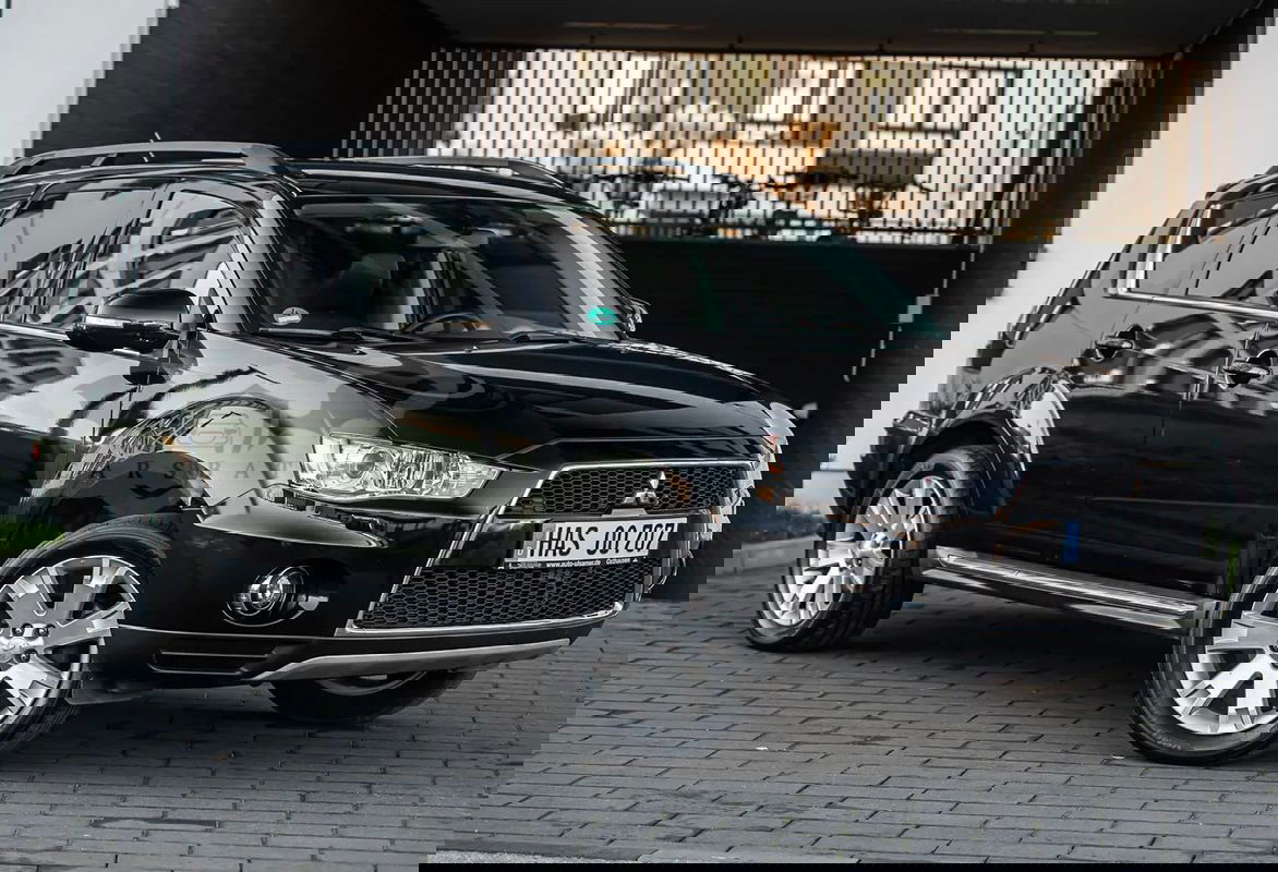 Mitsubishi Outlander II 2011