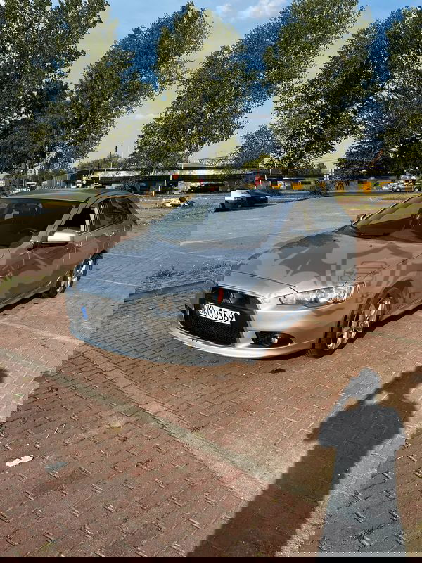 Mitsubishi Lancer IX 1.8 Invite 2009
