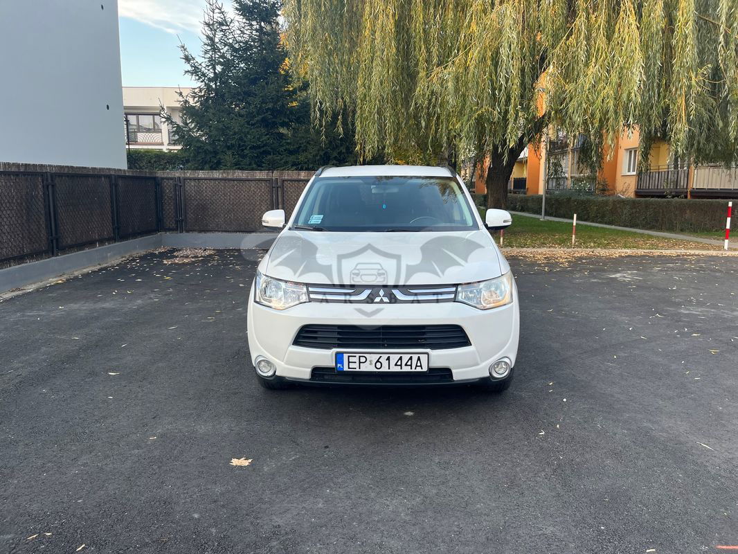 Mitsubishi Outlander III 2013