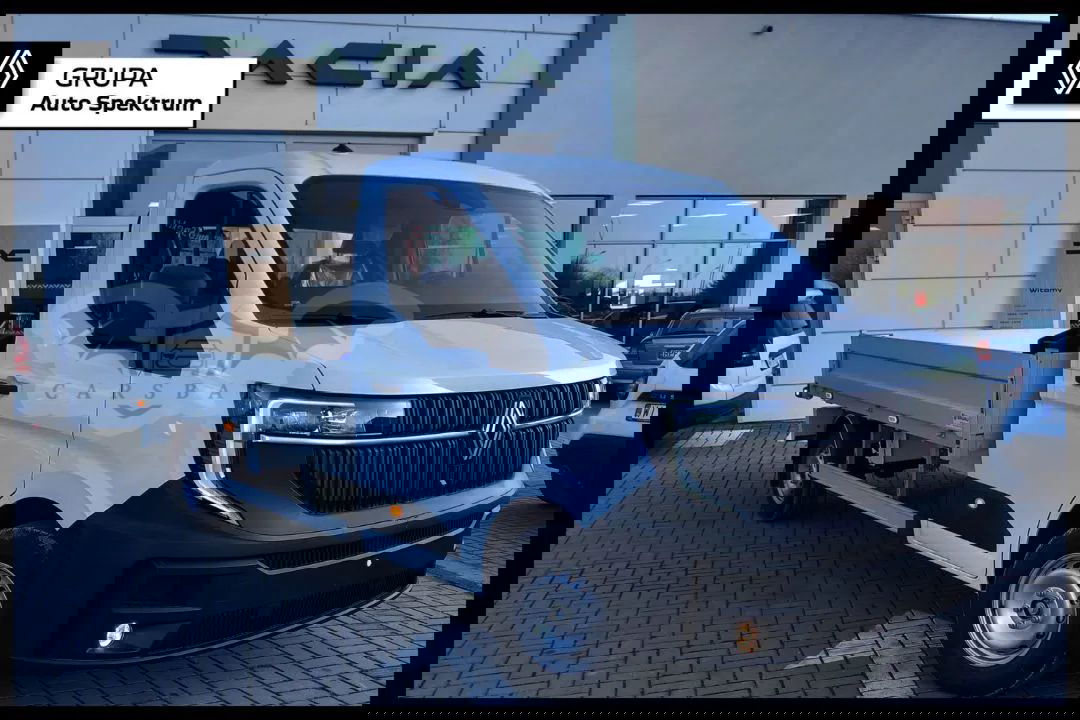 Renault Master 2025