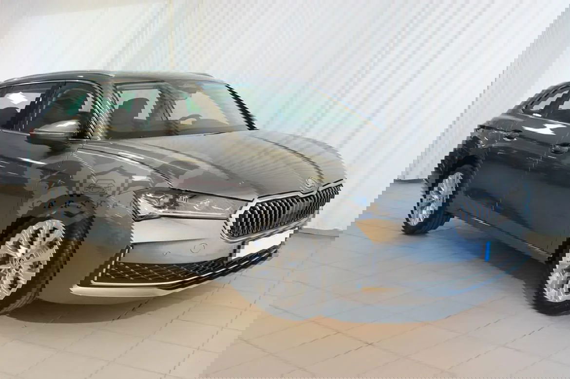 Skoda Superb VI 2.0 TDI SCR 4x4 Selection DSG 2024