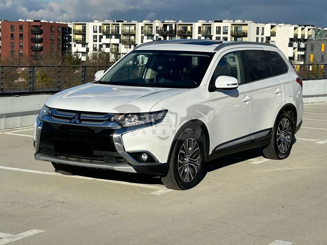 Mitsubishi Outlander III 2.2 DI-D 4WD Instyle 2016