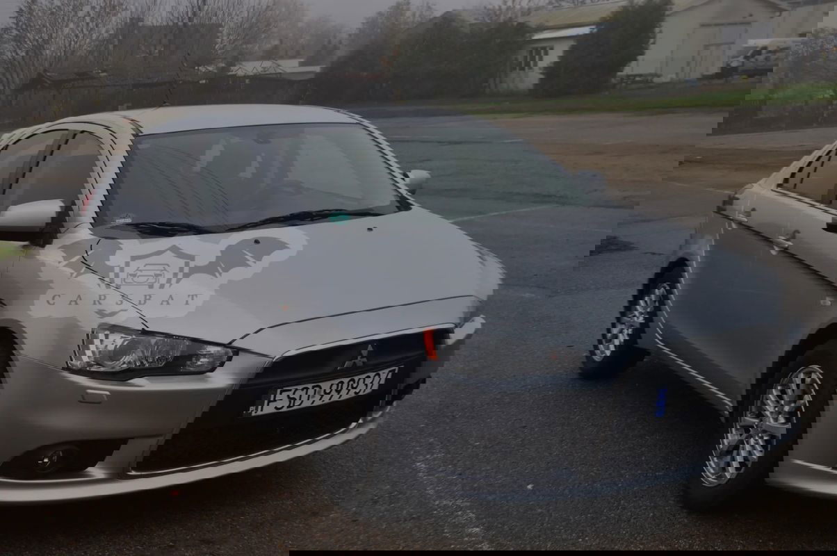Mitsubishi Lancer IX 1.6 ClearTec Invite 2011