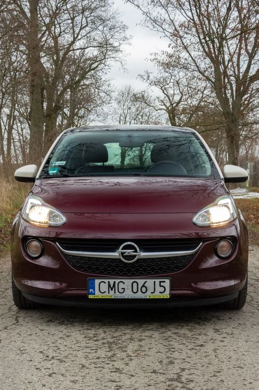 Opel Adam 1.2 Glam 2013