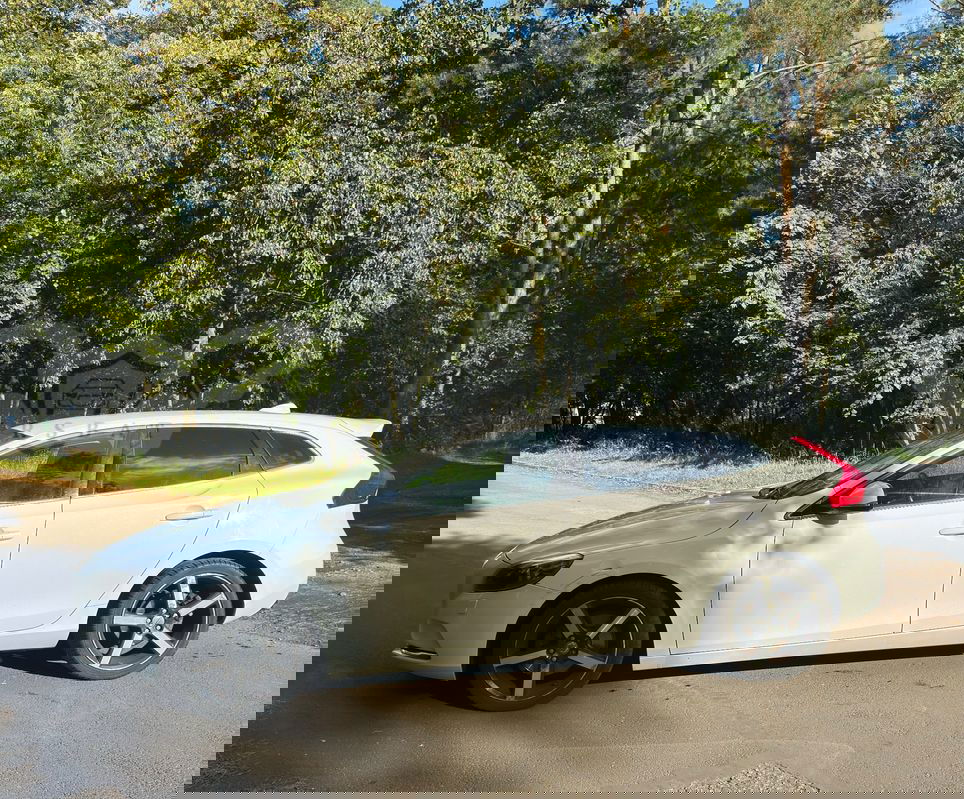 Volvo V40 II T3 R-Design Summum 2013