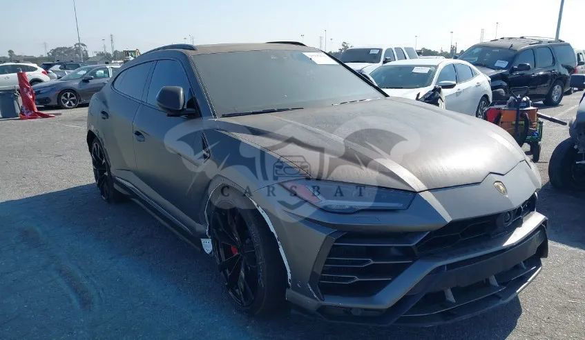 Lamborghini Urus Standard 2021