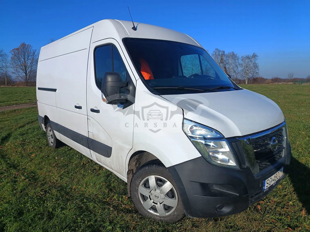 Nissan NV400 2020