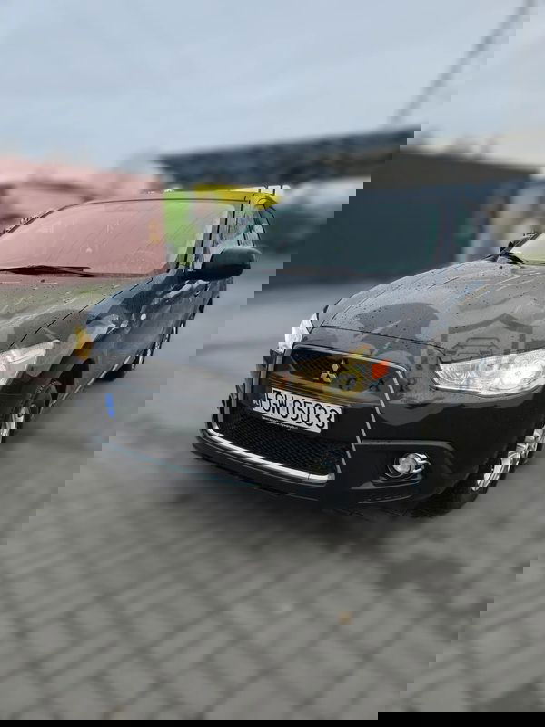 Mitsubishi ASX 2011