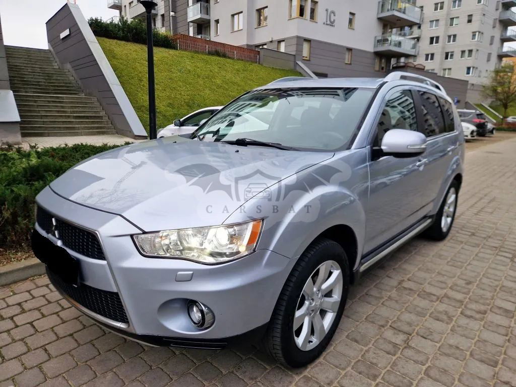 Mitsubishi Outlander II 2.0 DID Intense + 2011