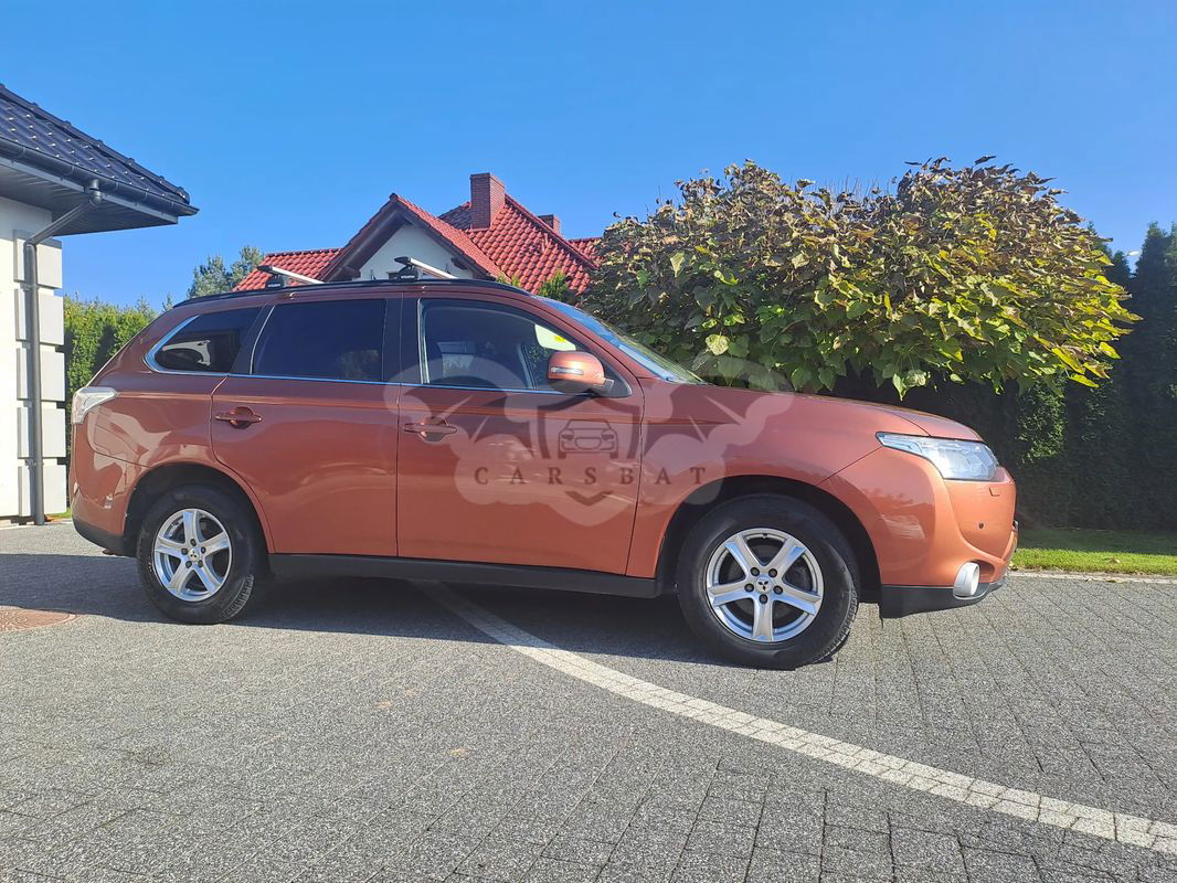 Mitsubishi Outlander III 2013
