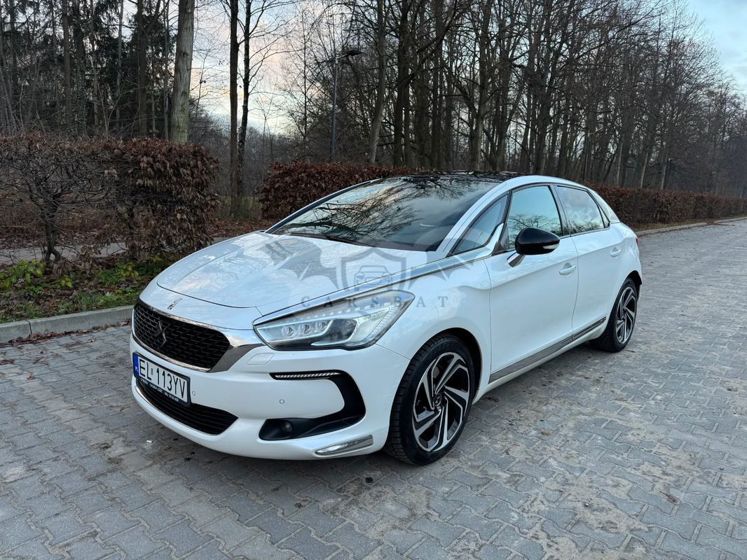 DS DS5 2017