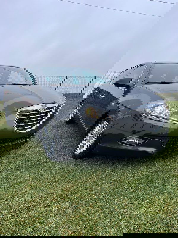 Lancia Delta 2012