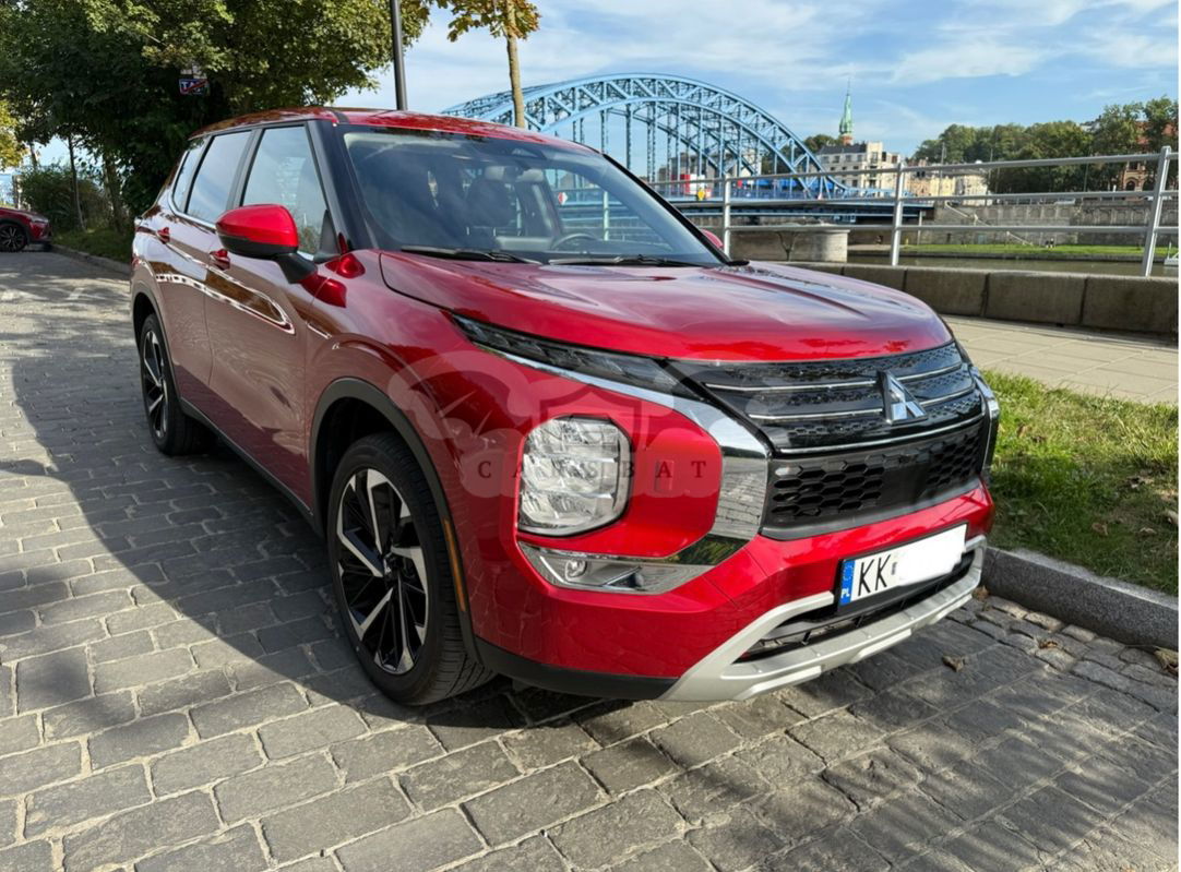 Mitsubishi Outlander IV 2023