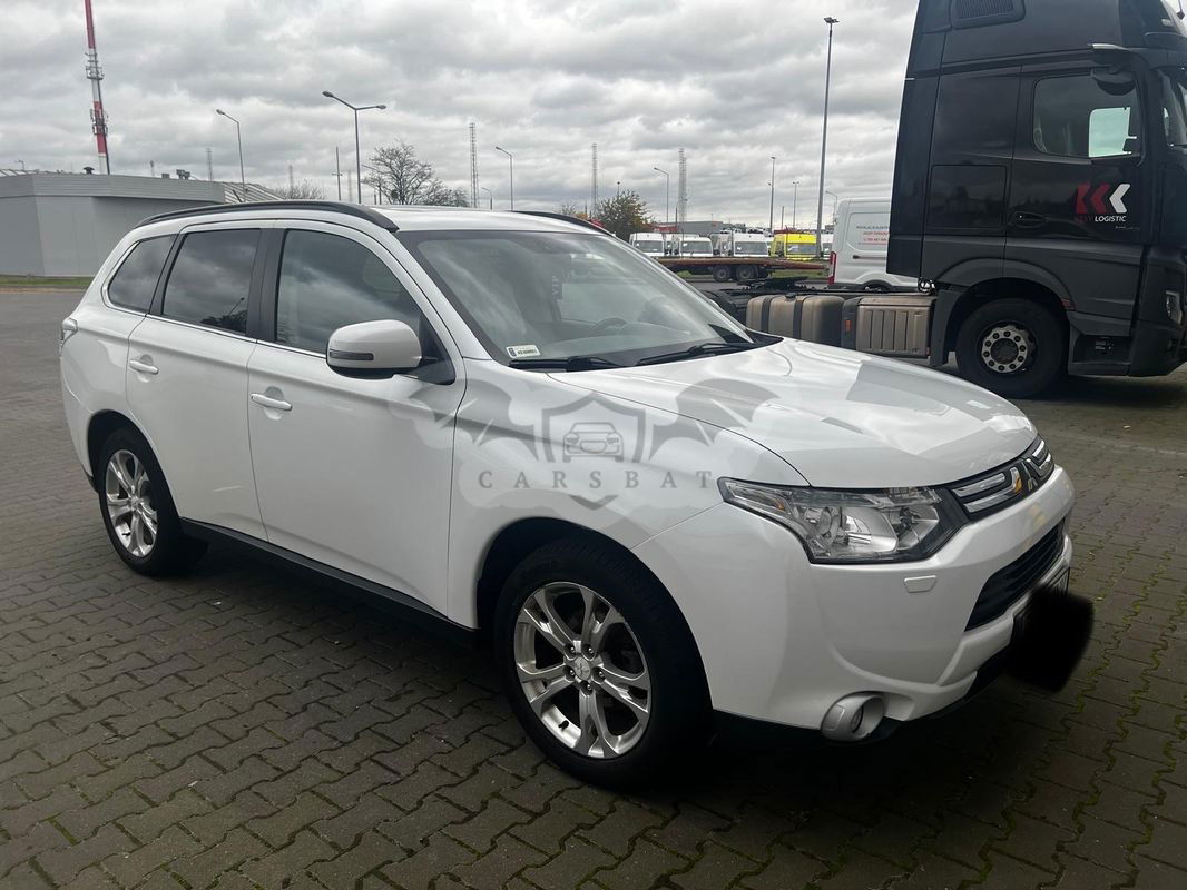 Mitsubishi Outlander III 2012