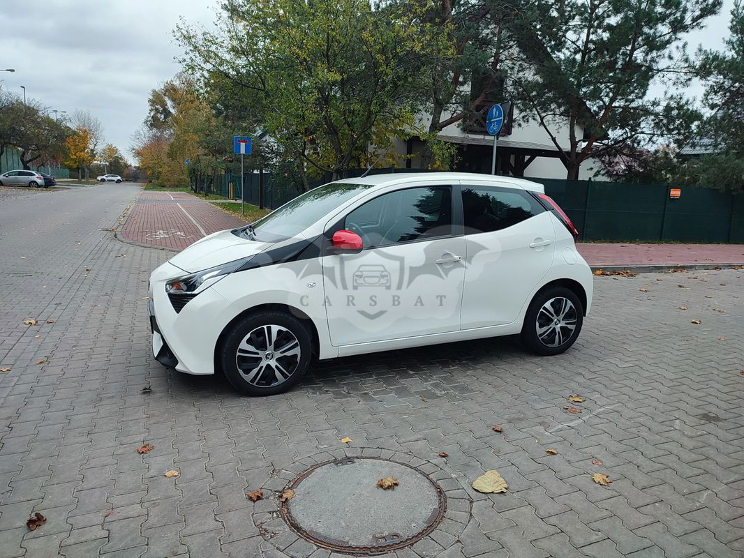 Toyota Aygo II x-play 2021
