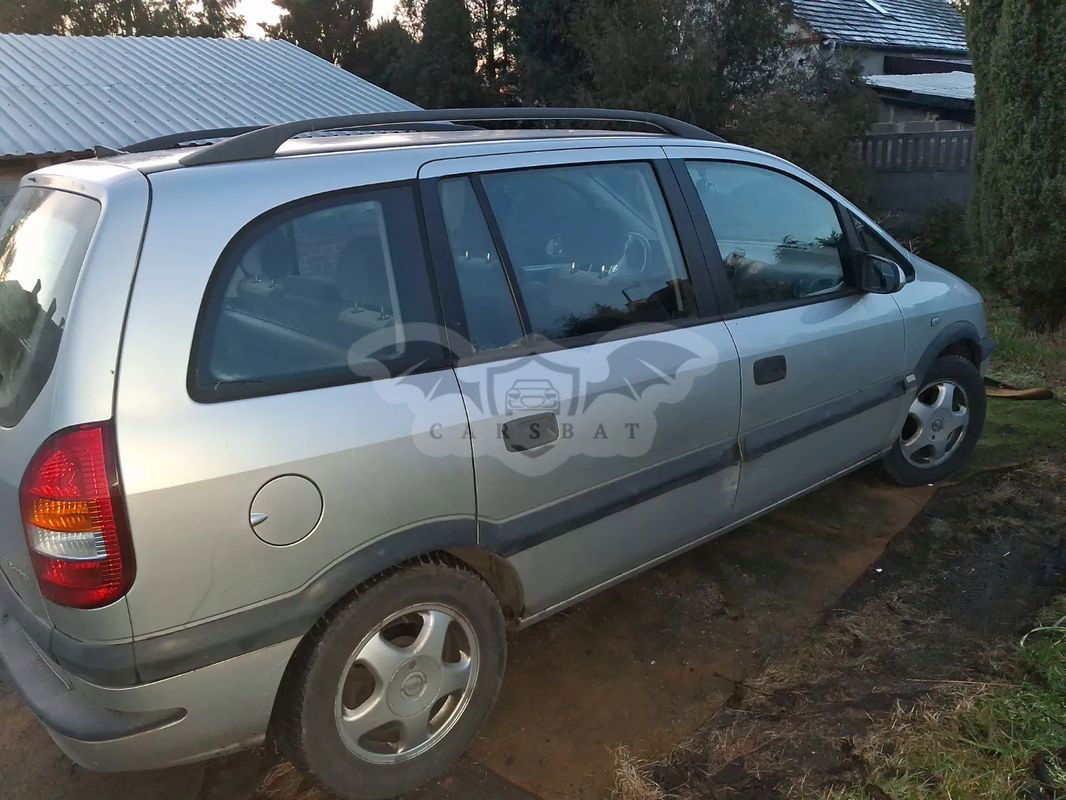 Opel Zafira A 1.8 16V Comfort 2002