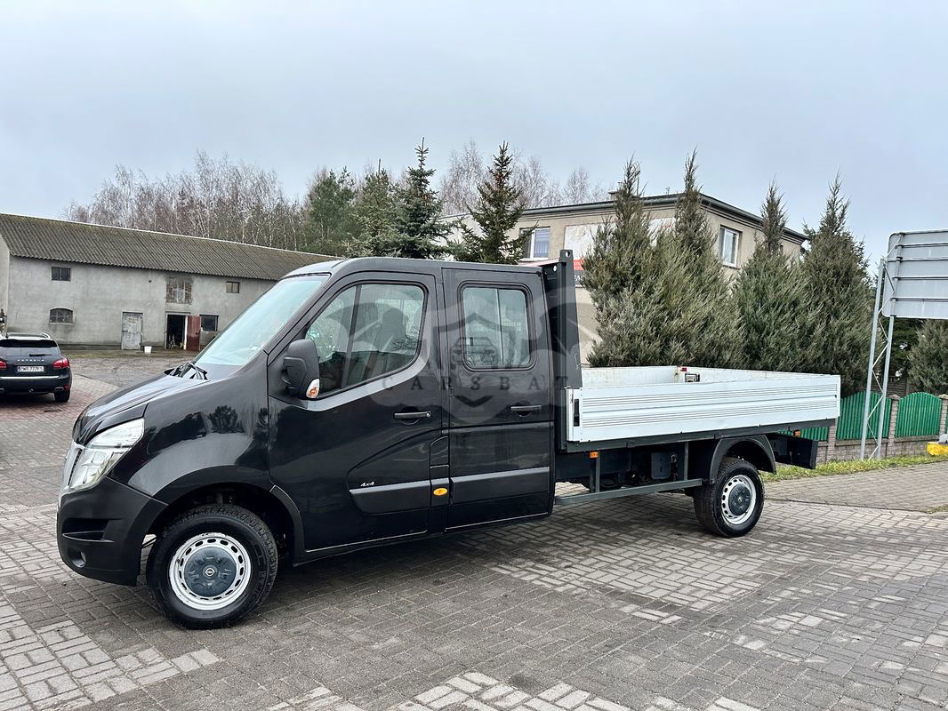 Nissan NV400 2018