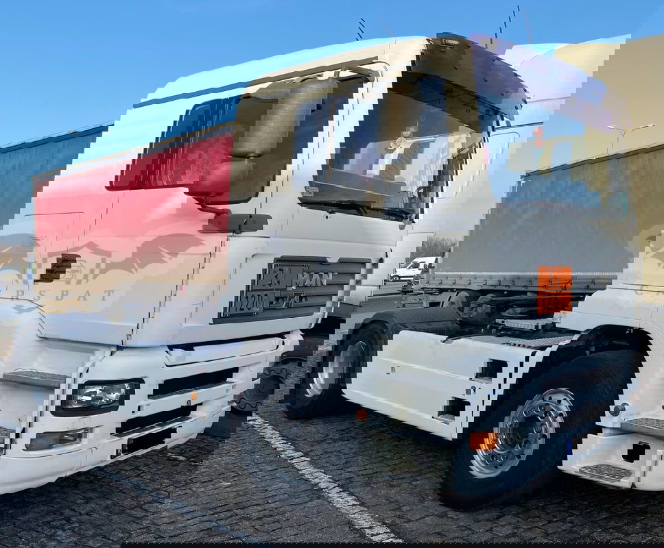 MAN TGX 2002