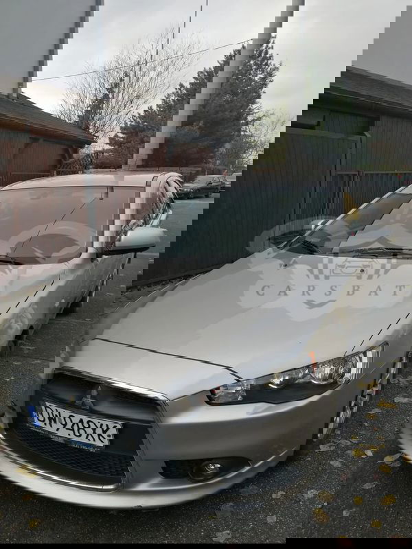 Mitsubishi Lancer IX 1.6 Inform 2014
