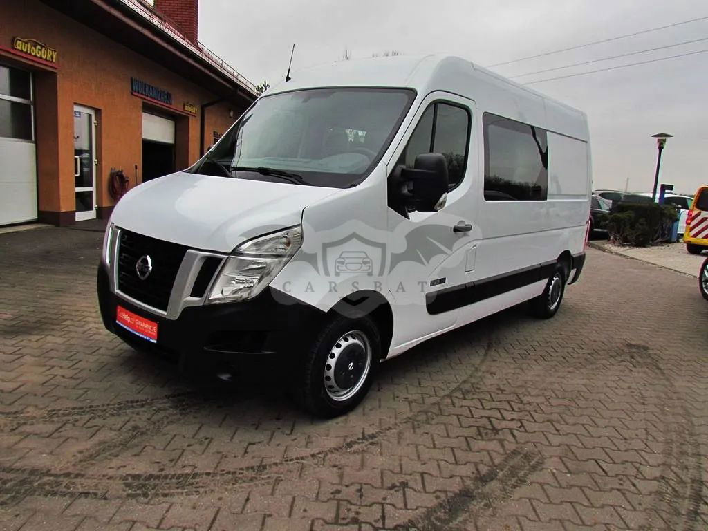 Nissan NV400 2012