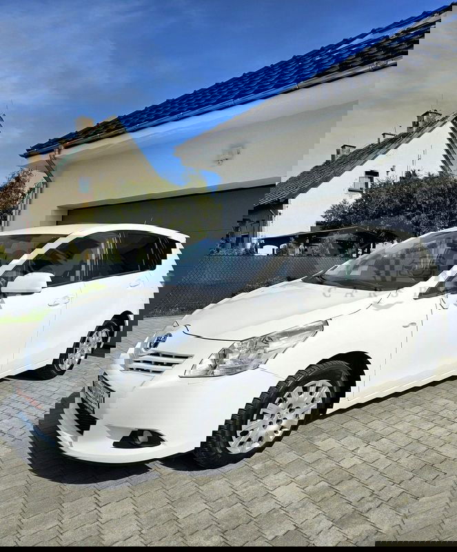 Toyota Verso 2012