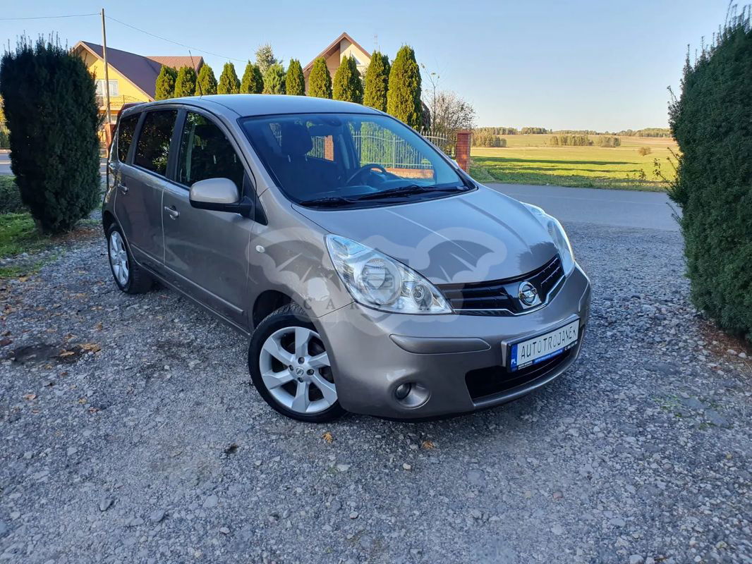 Nissan Note I 1.6 Tekna 2009