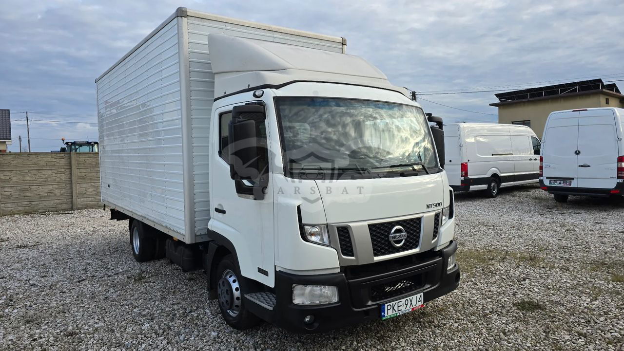 Nissan NT 2017