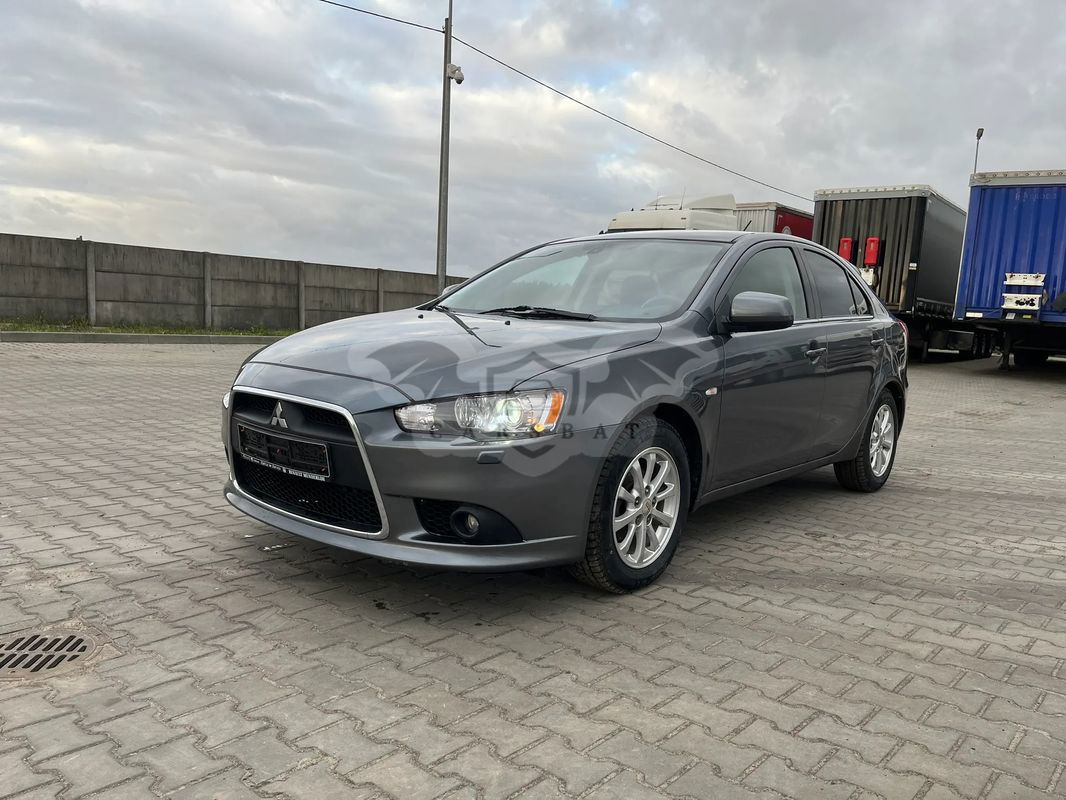 Mitsubishi Lancer IX 2010