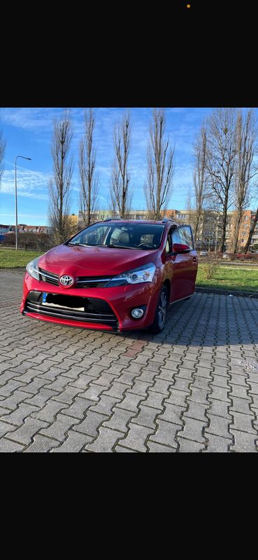 Toyota Verso 1.8 Premium 2013