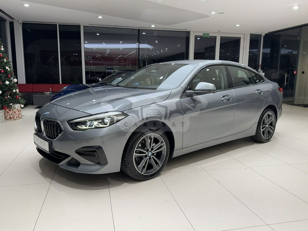 BMW 2 Series 218i Sport Line 2022