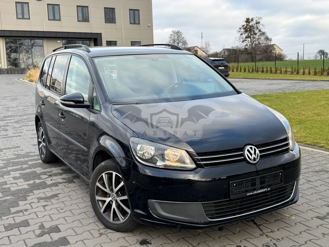 Volkswagen Touran II 1.6 TDI DPF BlueMotion Technology Comfortline 2013