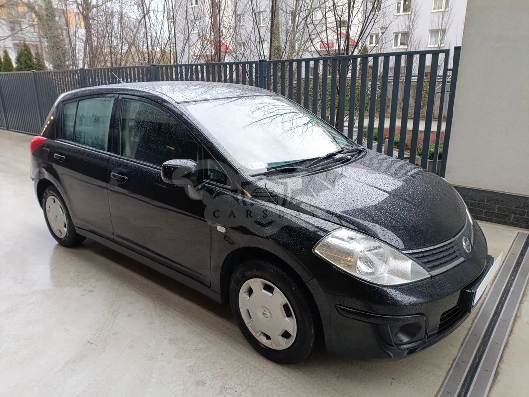 Nissan Tiida 1.6 Visia 2010