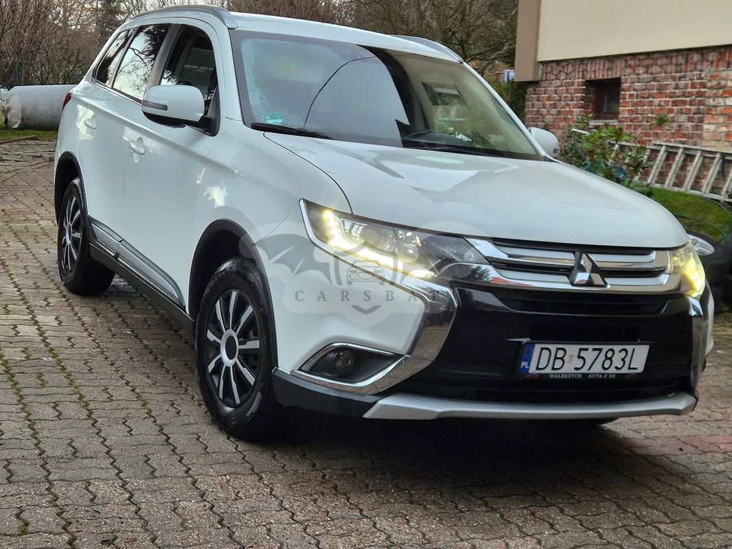 Mitsubishi Outlander III 2016