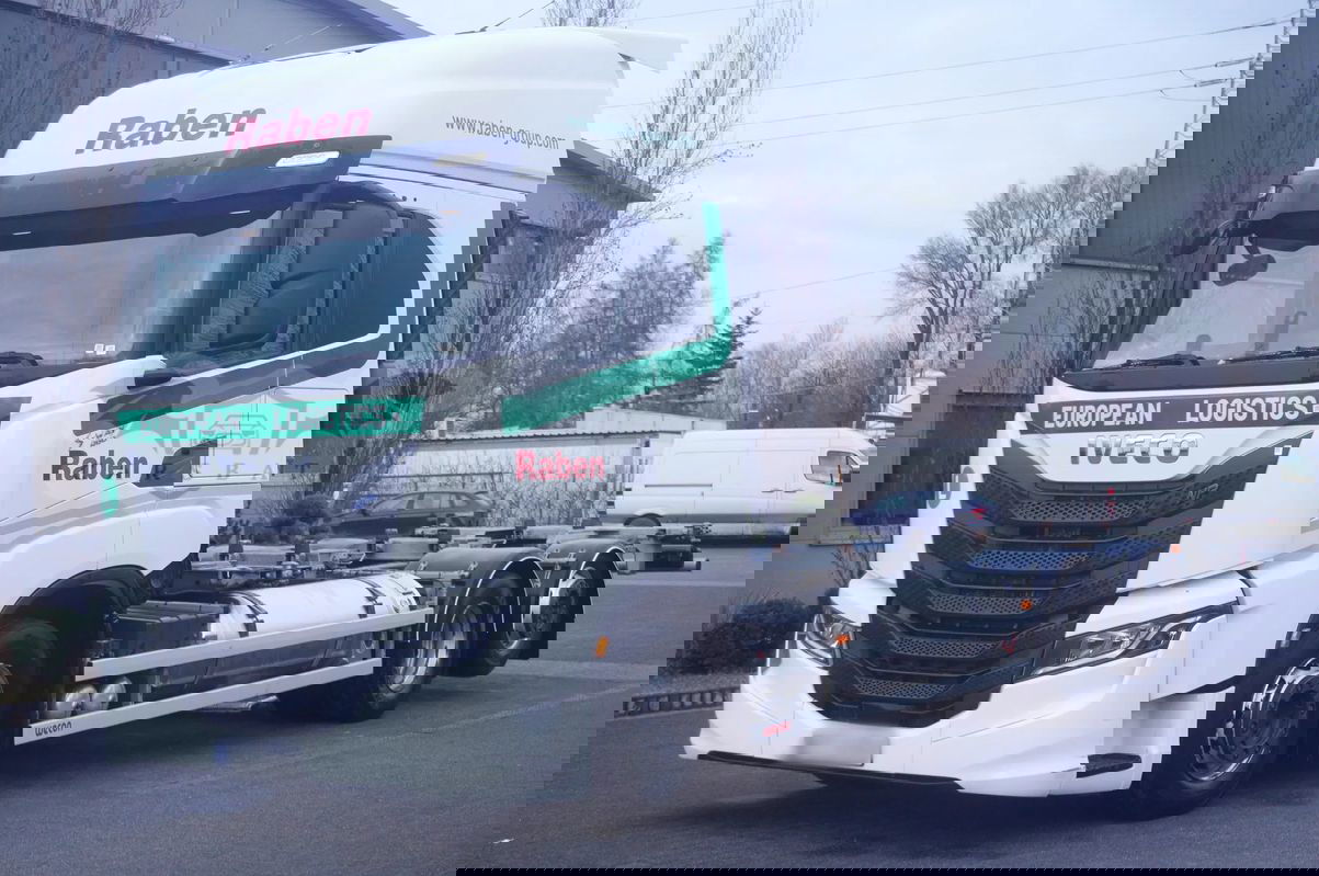 Iveco S-Way 2022