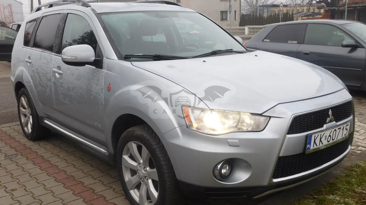 Mitsubishi Outlander II 2011