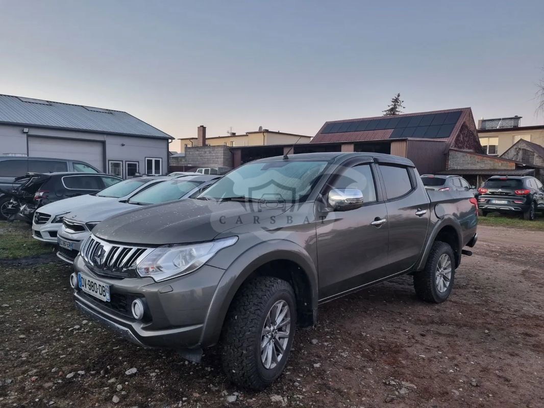 Mitsubishi L200 Pick Up 4x4 Autm Double Cab Top 2015