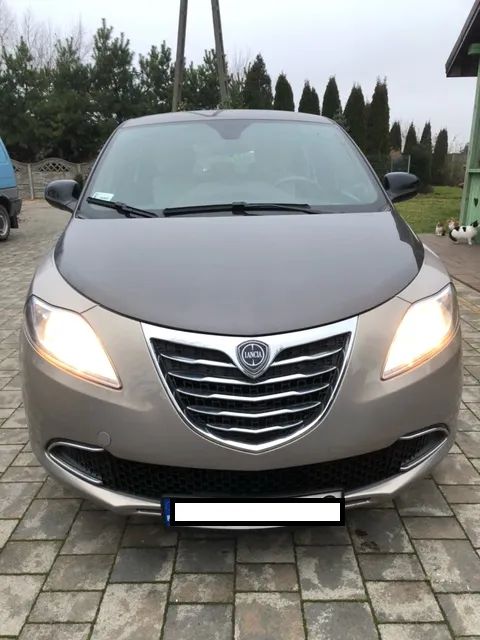 Lancia Ypsilon 2014